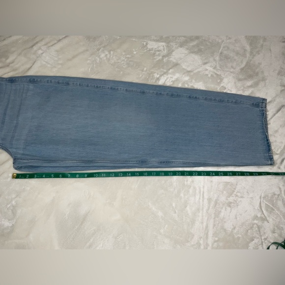 Hollister Low Rise Taper Baggy Light Blue Jeans 8L/29L - Picture 6 of 6